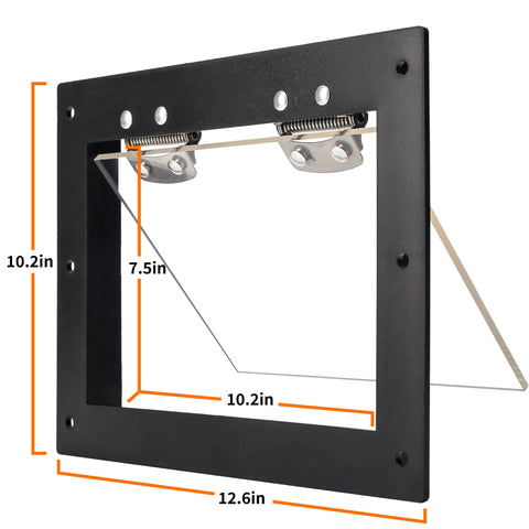 GROWLING Raccoon One Way Door on exterior shows reliable weather resistance.