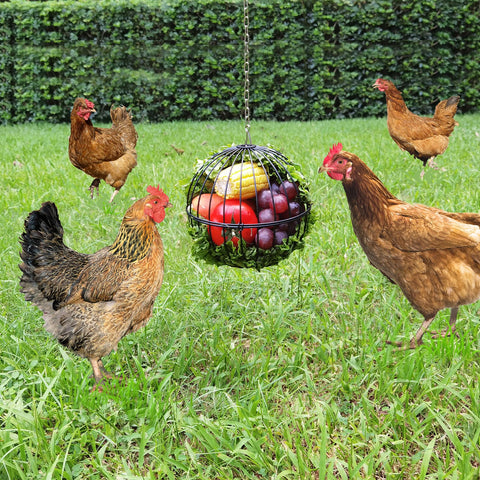 GSHWXD easy-clean design helps keep the coop tidy after feeding.