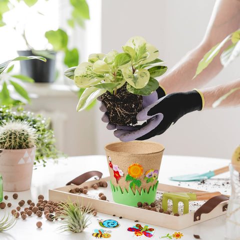 Gueevin Garden Paper Pot Set displayed as decorative desk display