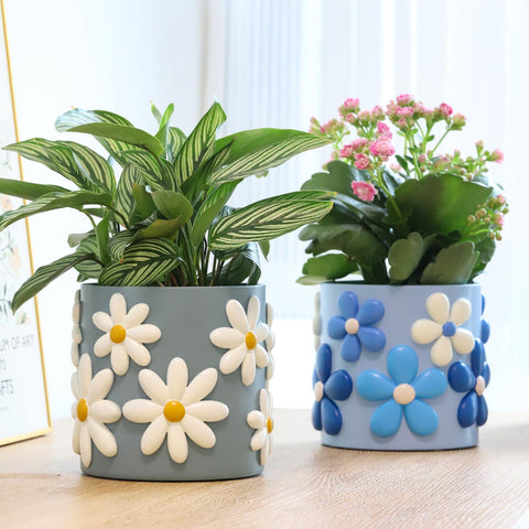 GUGUGO Cute Daisy Planter displayed in a chic boho modern setup