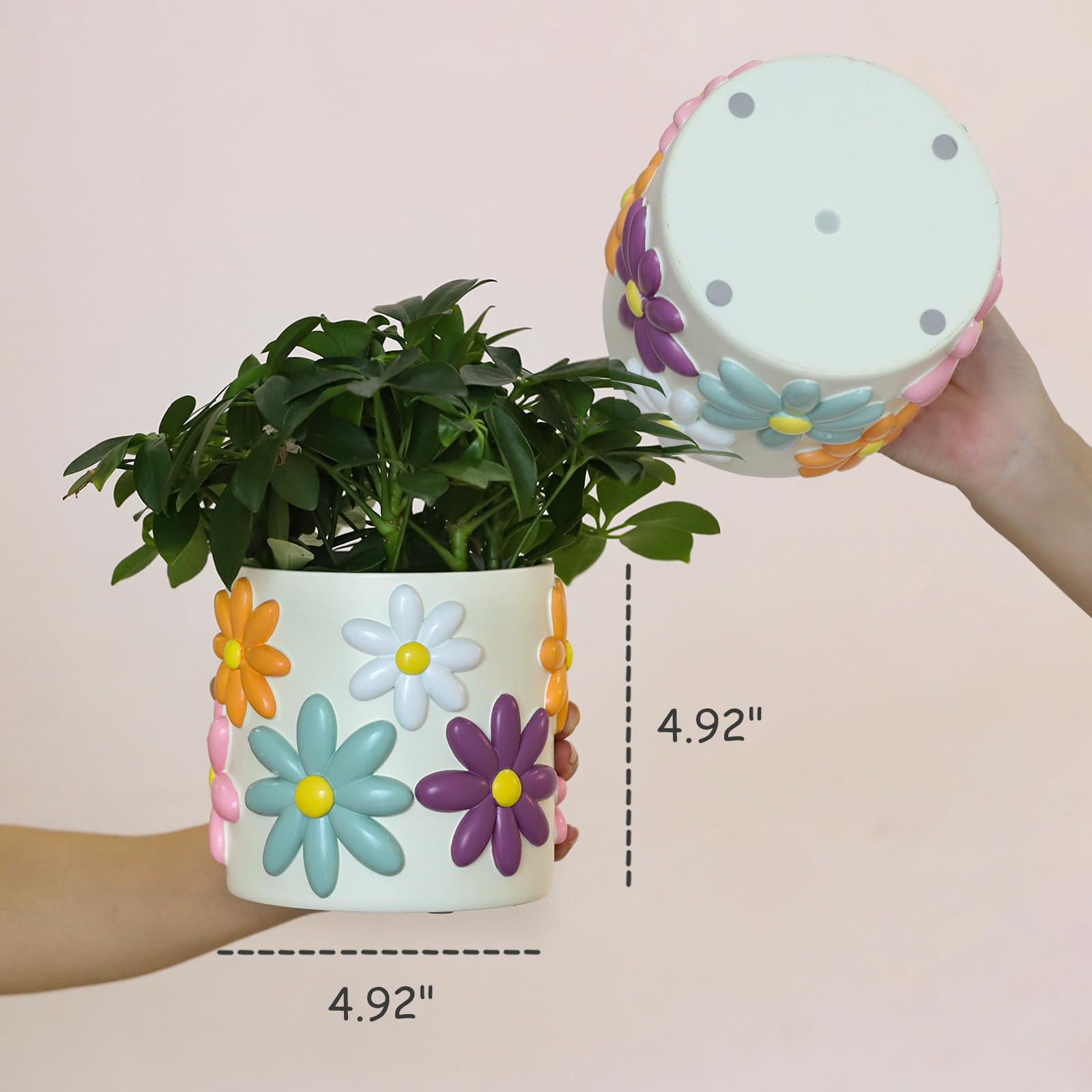 GUGUGO Cute Daisy Planter with removable rubber plug for drainage control