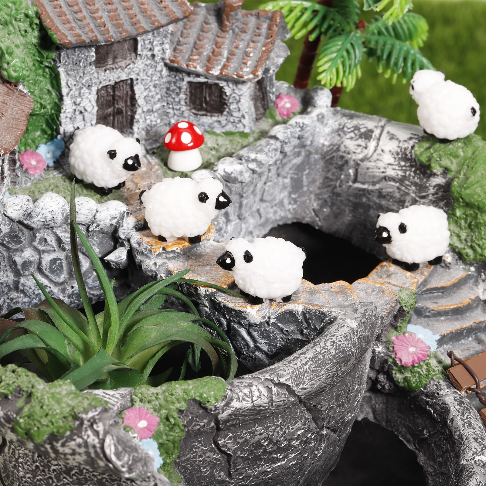 Guiqulai desk ornament sheep, compact decor for workspaces