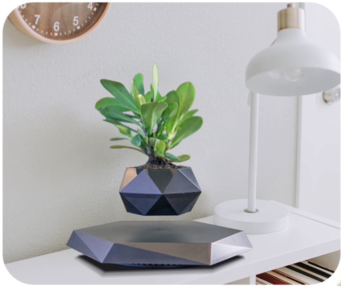 GUIYING US power adapter with cable keeps the levitating system running smoothly.
