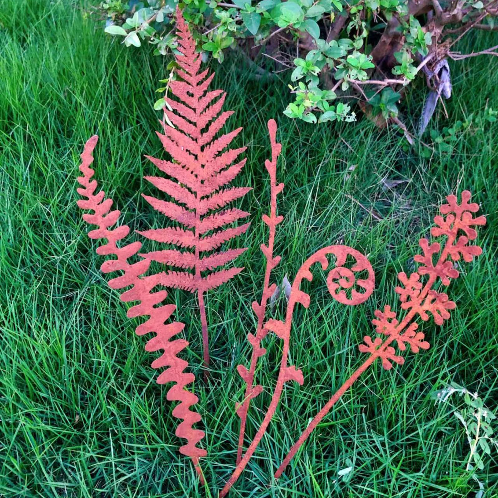 GUOXIAOER decorative stakes for pots and borders enhance charm
