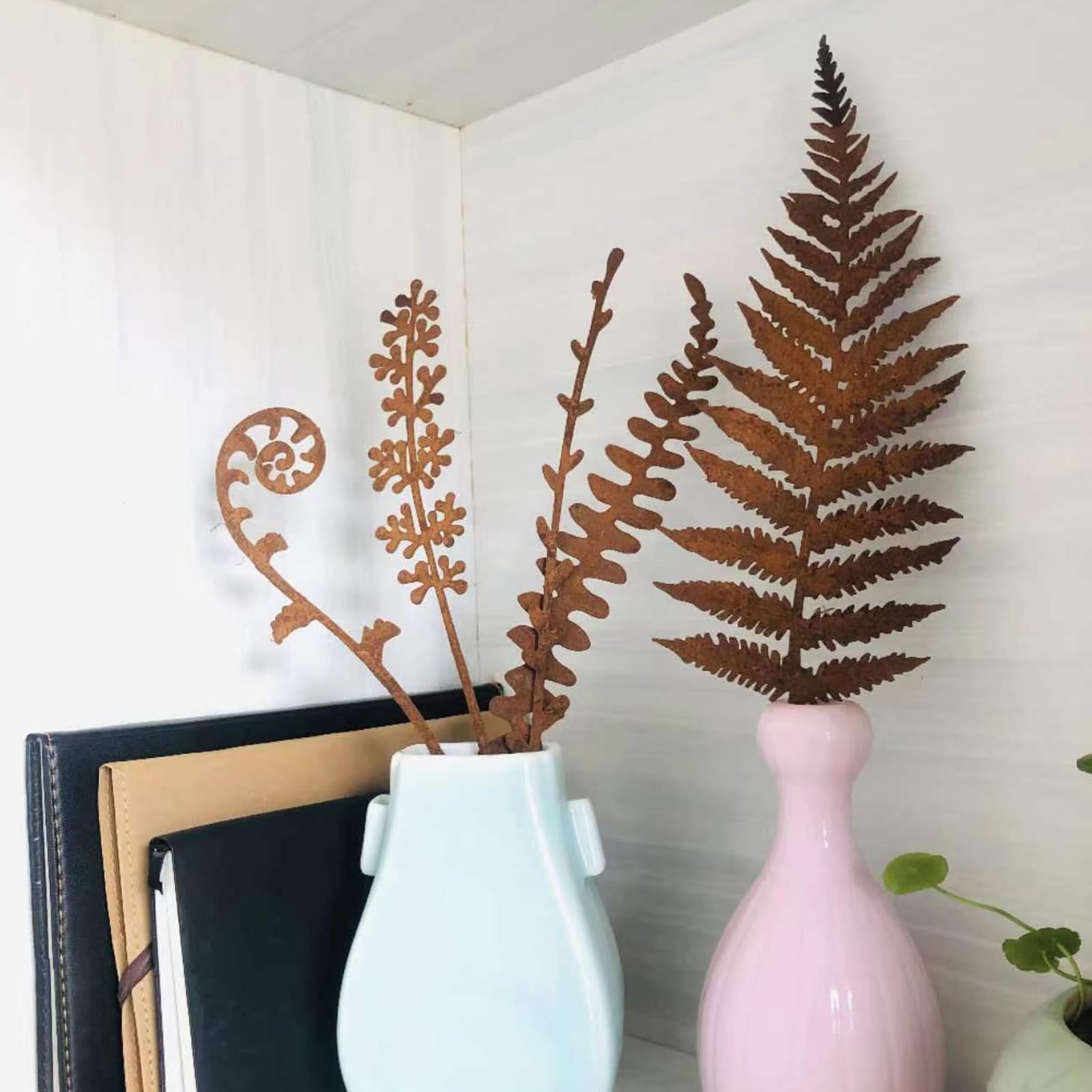 GUOXIAOER outdoor garden decor stakes withstand weather and seasons