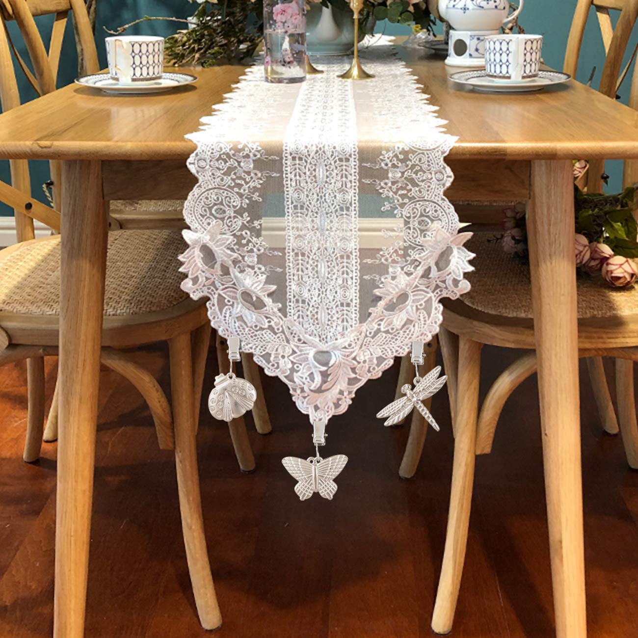 GWHOLE four-corner clips set anchors tablecloth on windy days
