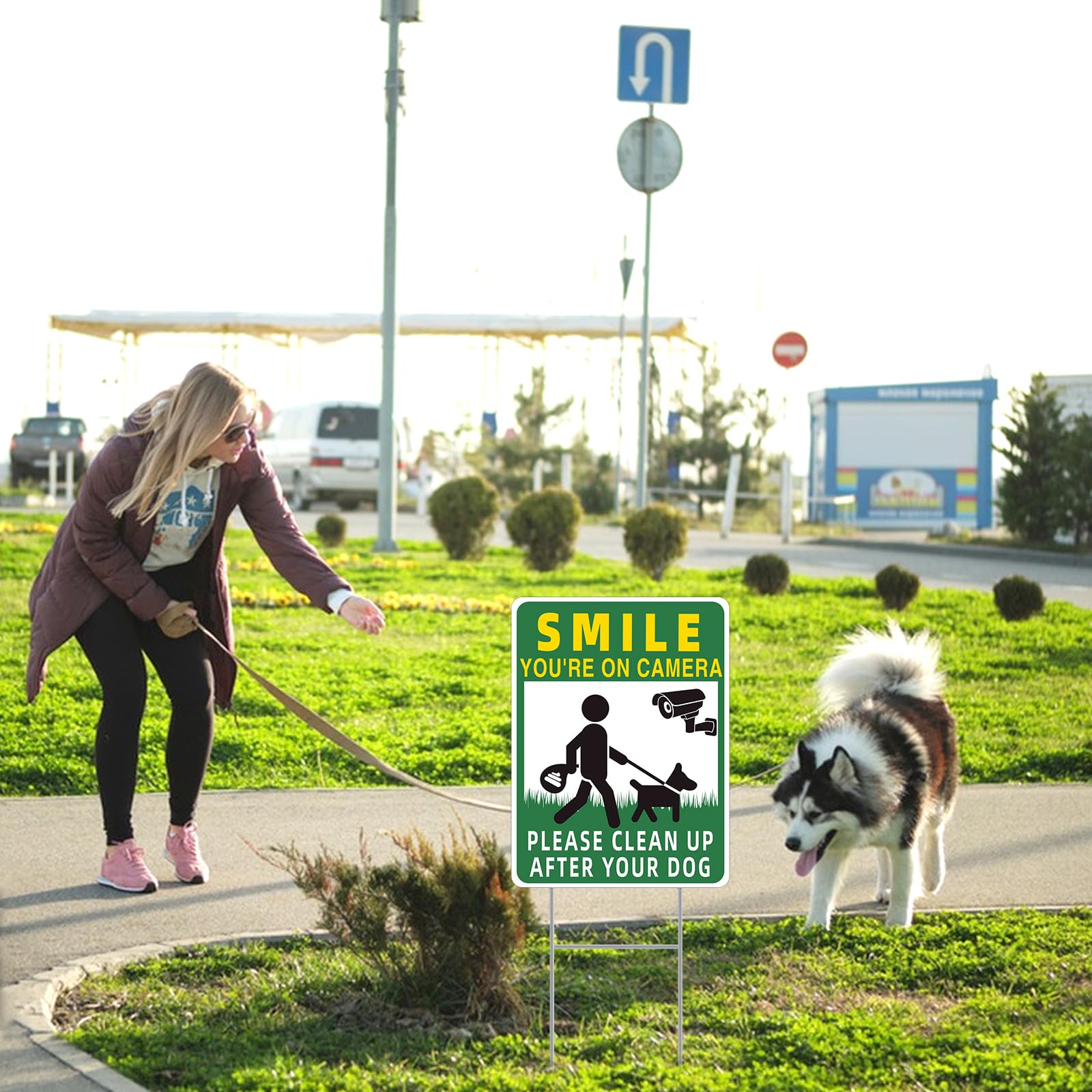 GXGGUS Clean Up After Your Dog signs in-ground stake setup for easy outdoor installation.