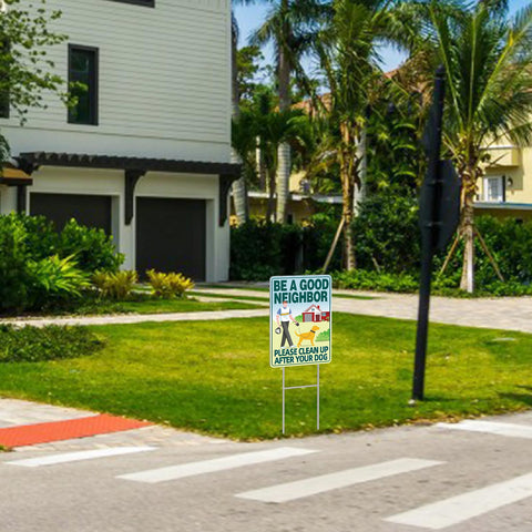 GXGGUS Outdoor lawn application of dog sign in a yard setting