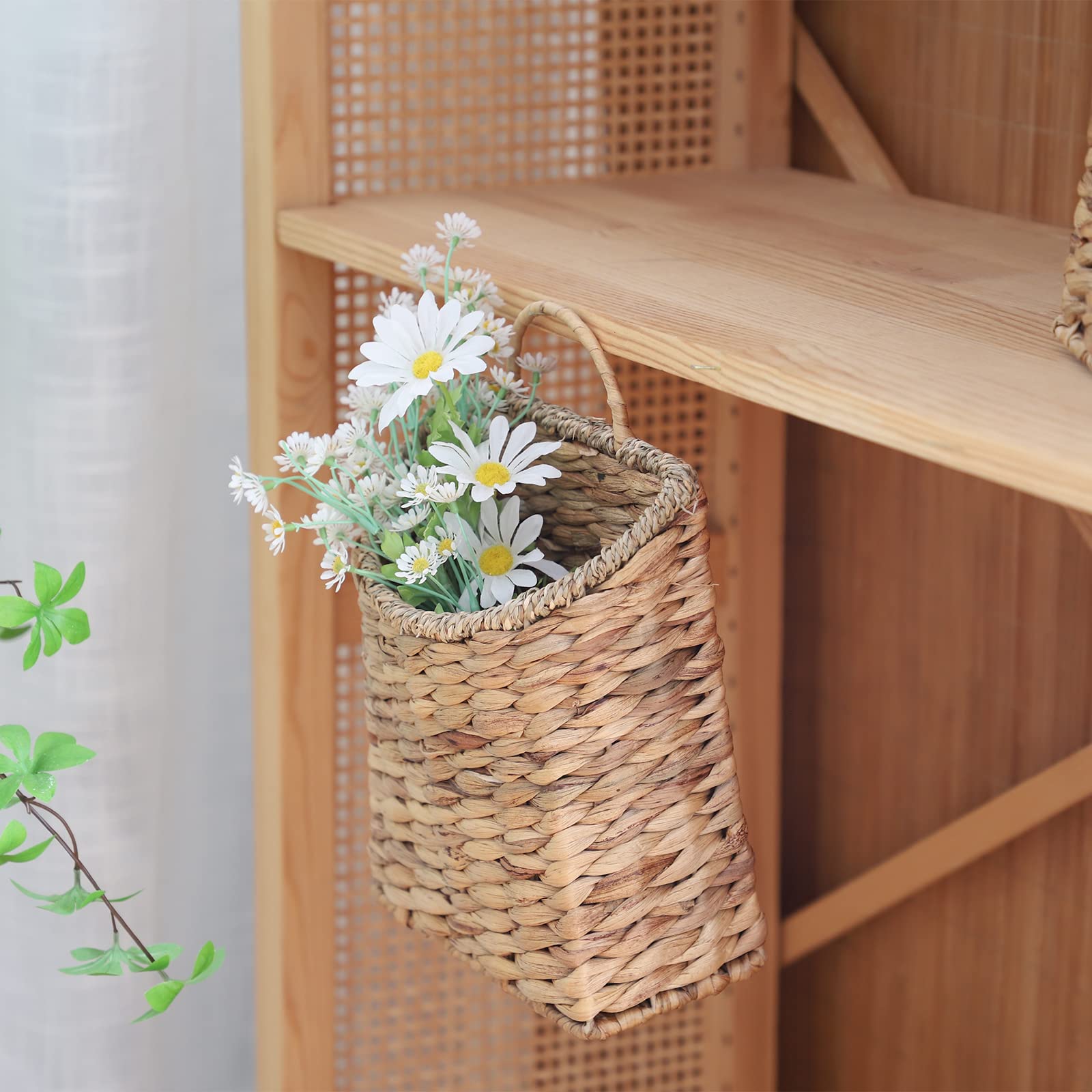 GYASVWU basket with built-in handle ideal for easy hanging anywhere.