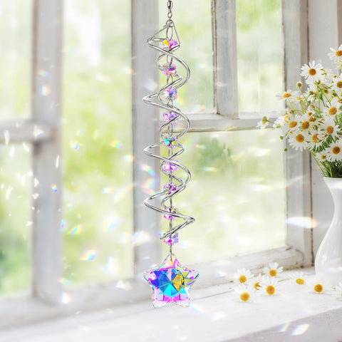 H&D Hyaline & Dora Christmas décor for indoor or outdoor use, sparkling through the season.