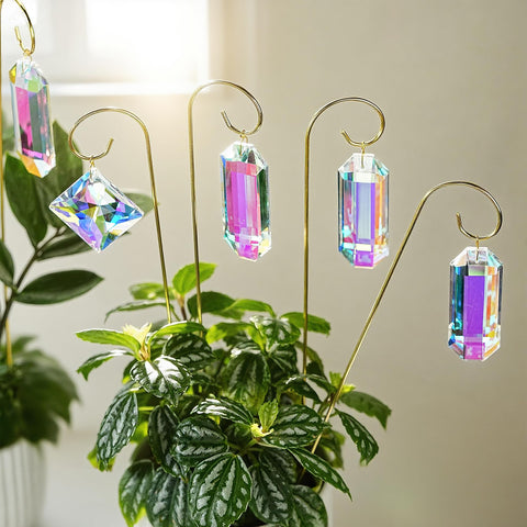 H&D HYALINE & DORA giftable set delights gardeners with colorful functional decor