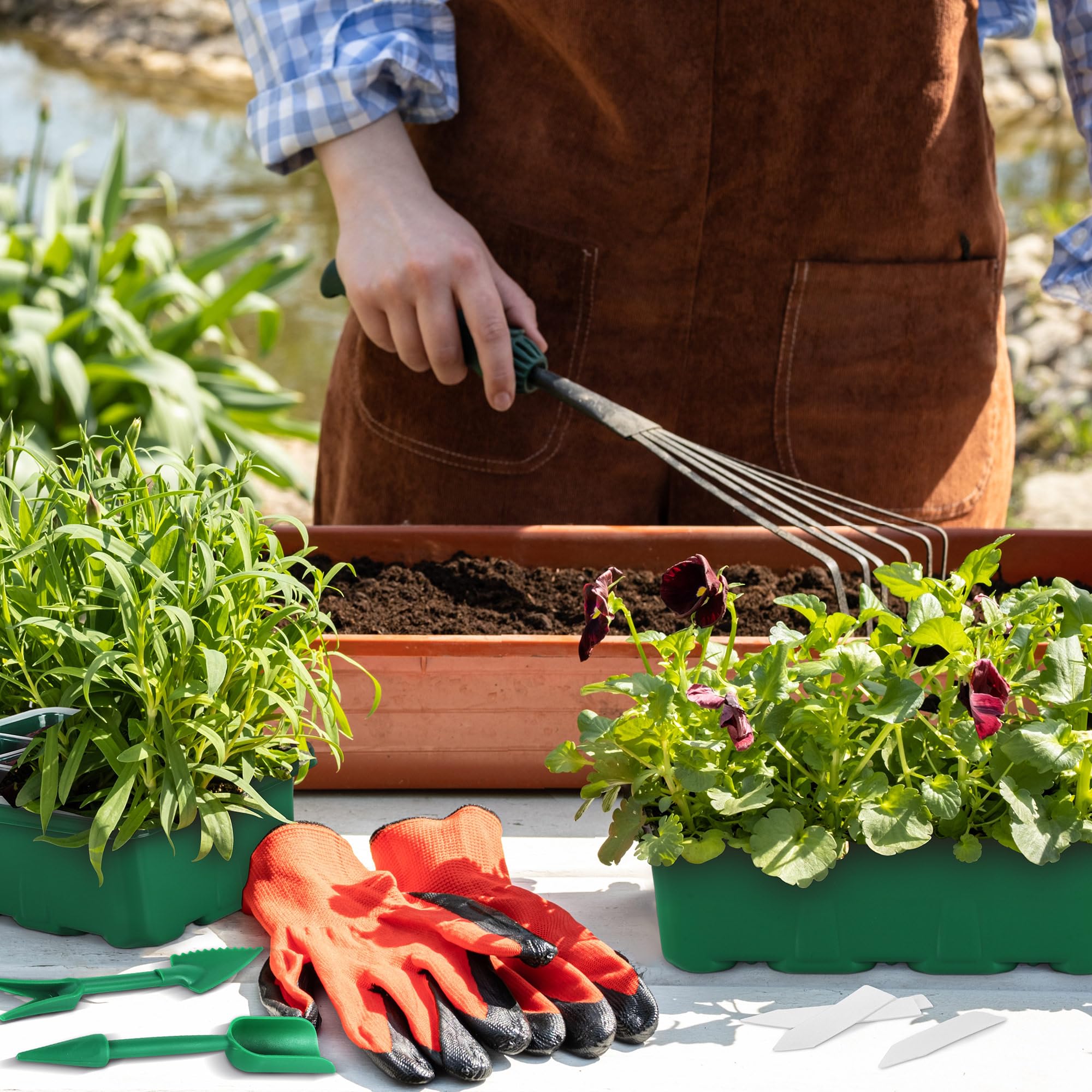 Hahood seed tray dimensions fit compact spaces like balconies and shelves