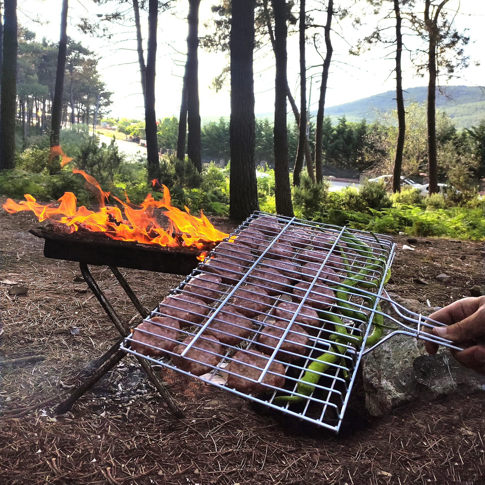 Hakan grill basket wooden handle provides a cooler, comfortable grip during grilling