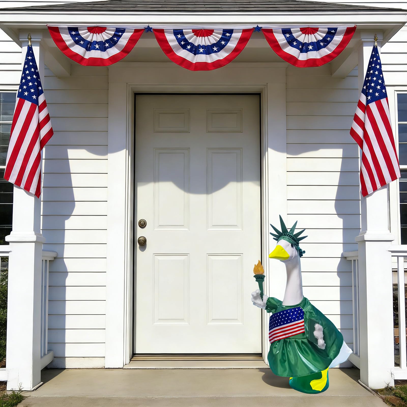 HALSHI fabric crown-liberty-costume offers detailed patriotic look.