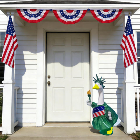 HALSHI fabric crown-liberty-costume offers detailed patriotic look.