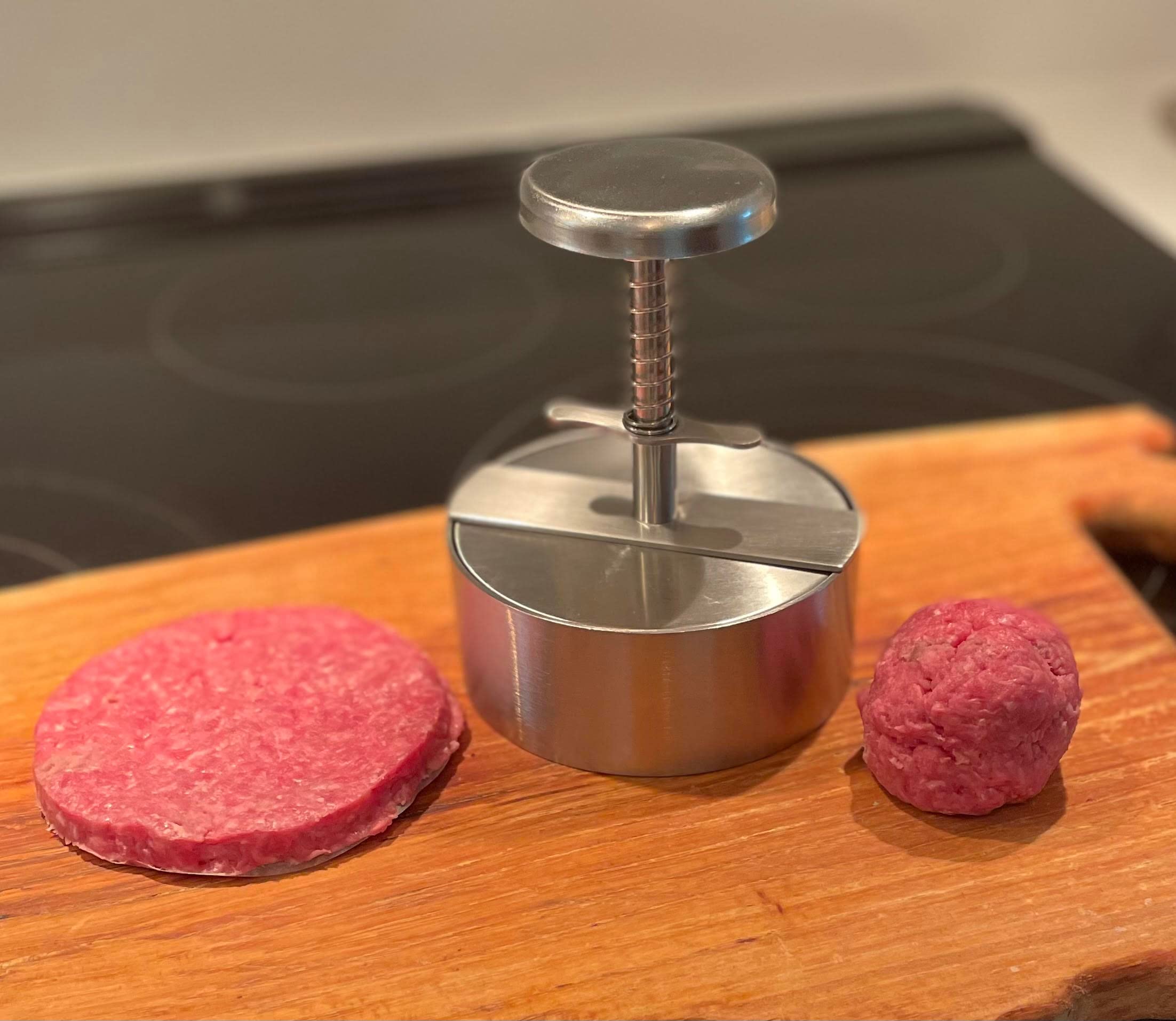 Hanerk XL helps achieve thin smash burgers with even patties