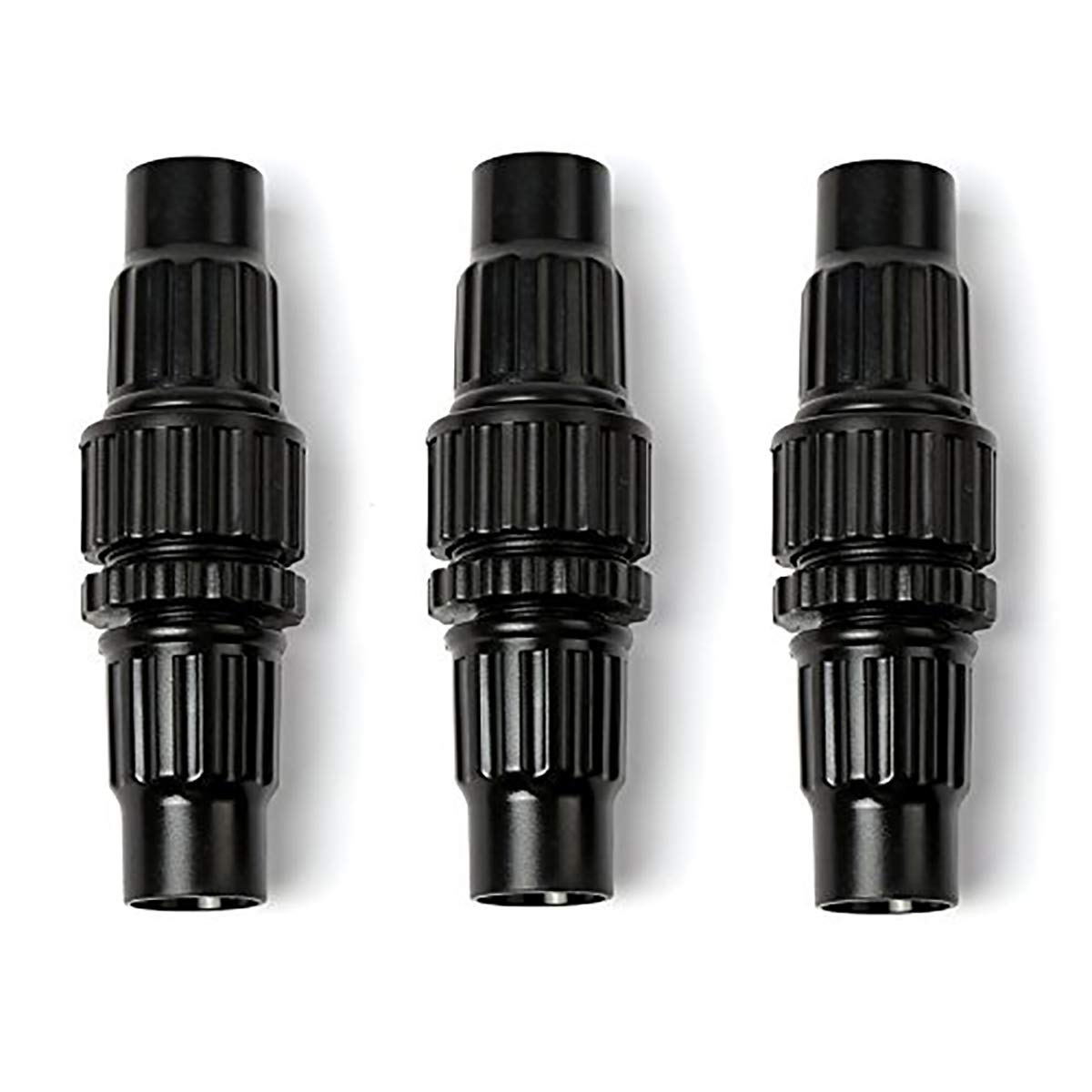 Hanobo faucet adapter enables simple connection to standard outdoor taps.