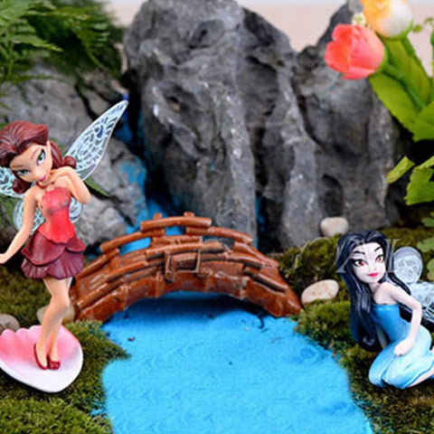 Haomian plastic fairy figures with bottom brackets for easy planter placement.