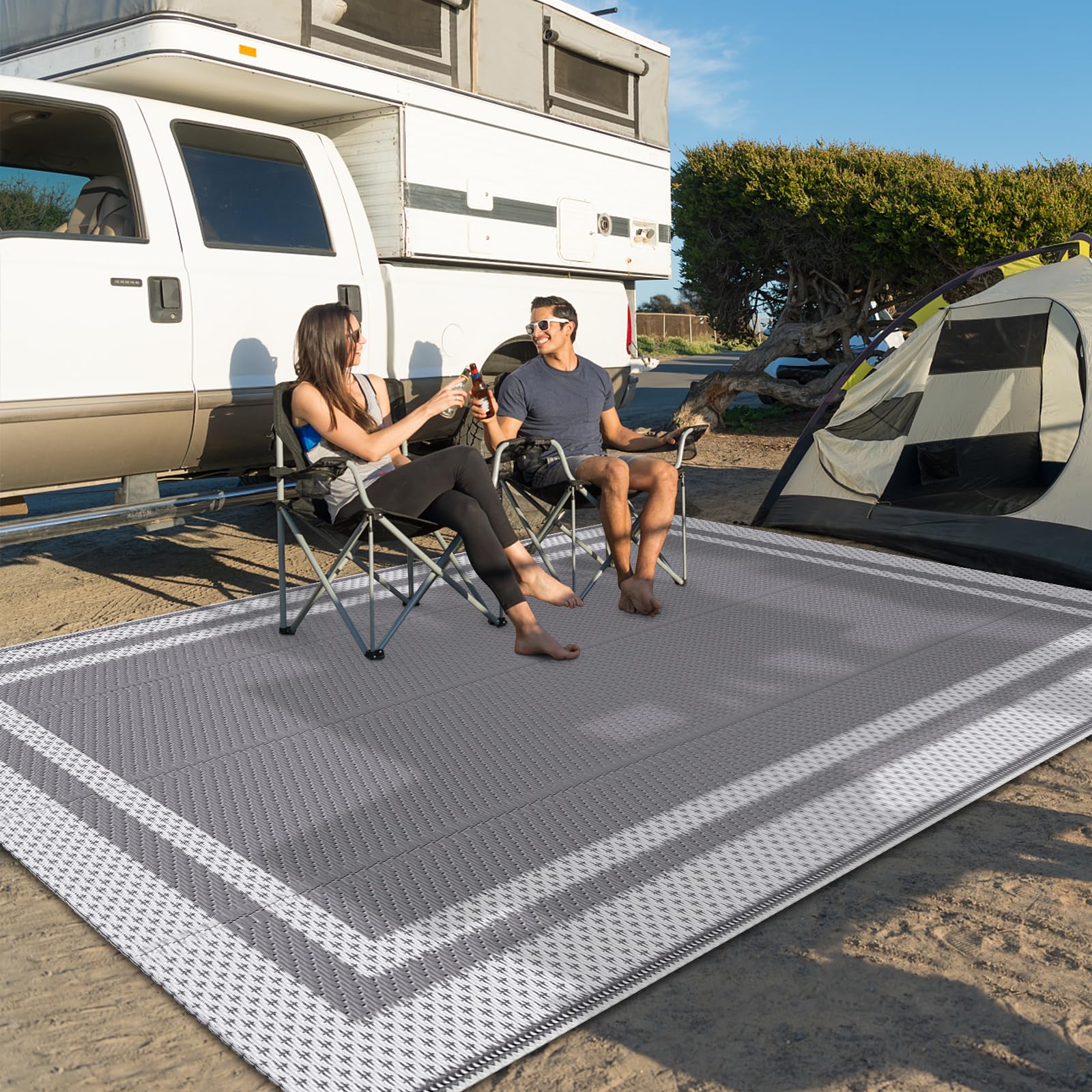 HappyTrends outdoor rug folded portable ideal for picnics and travel