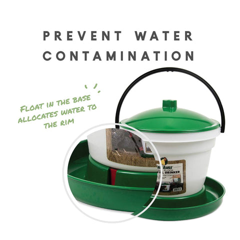 Harris Farms twist-lock base prevents leaks while remaining secure in the coop