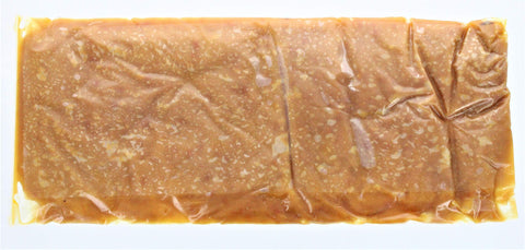 Harvest Lane Honey 1lb pollen pattie supports spring brood development