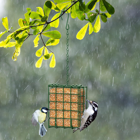 HAVENATURE easy-refill lid makes topping up suet quick with minimal mess