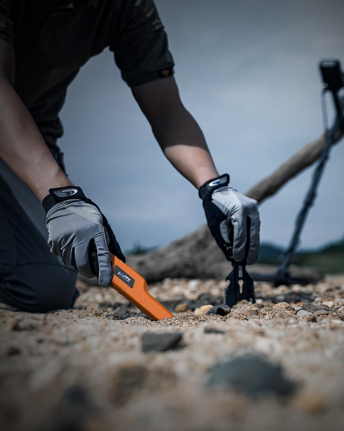 Hazlewolke compact lightweight design fits comfortable handling