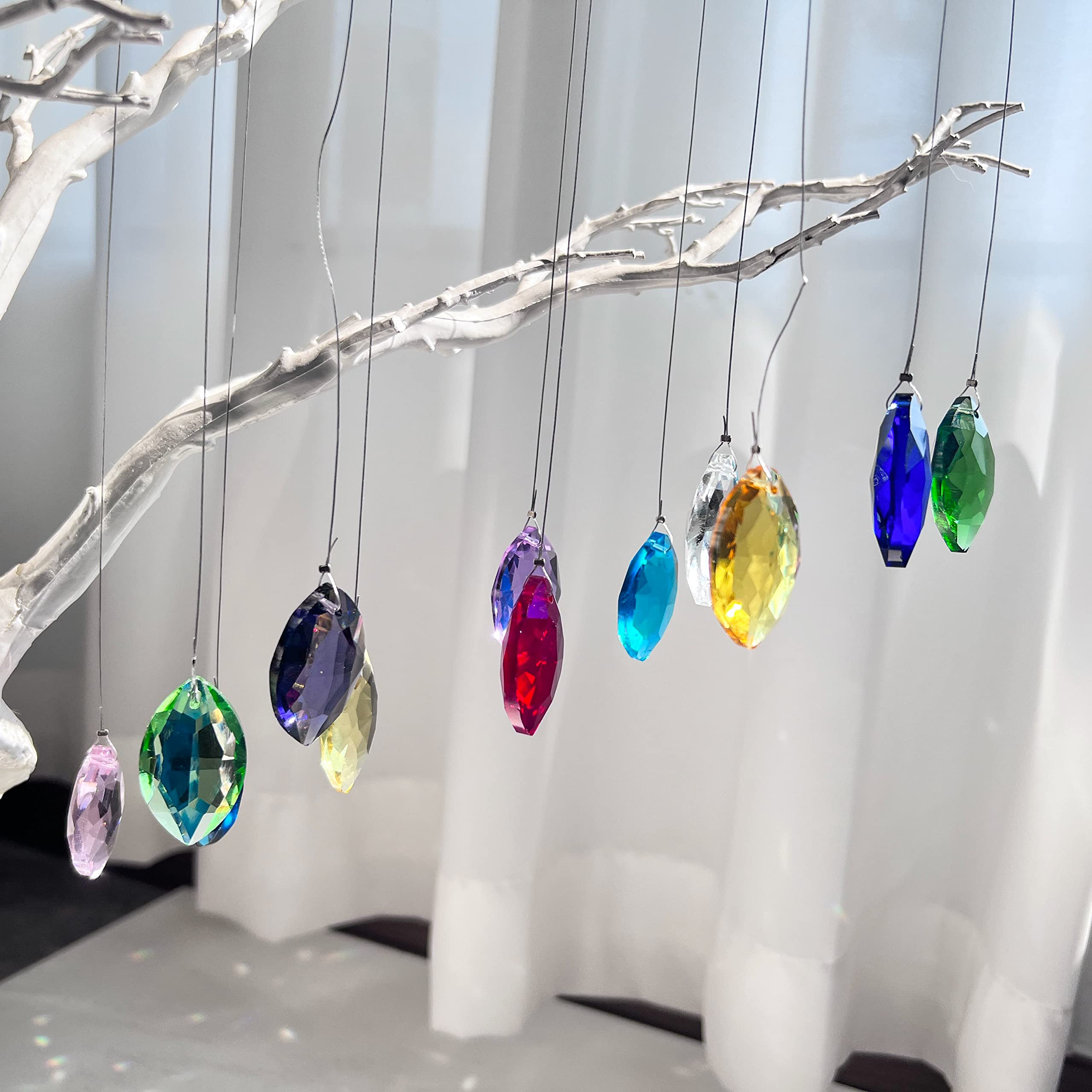 HD Hyaline & Dora 38mm feng shui prisms add festive, reflective tree decor.