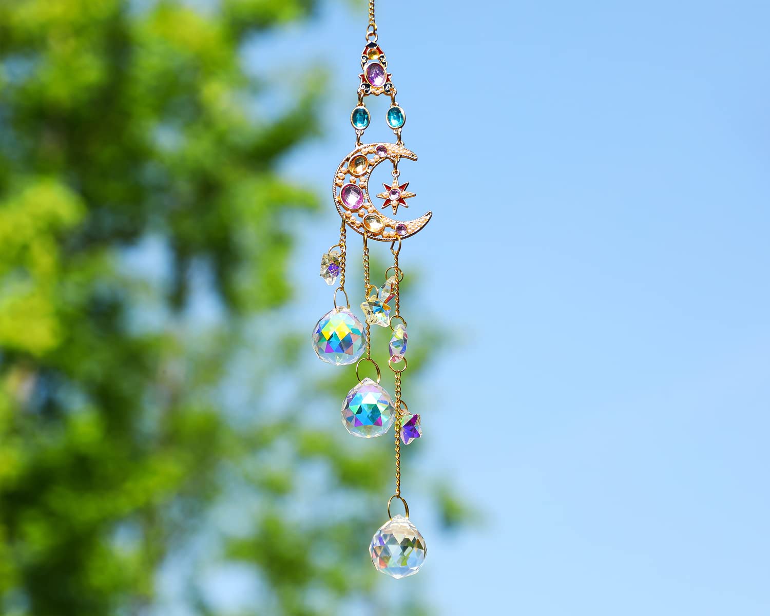 H&D Hyaline & Dora suncatcher makes a thoughtful gift for weddings and anniversaries.