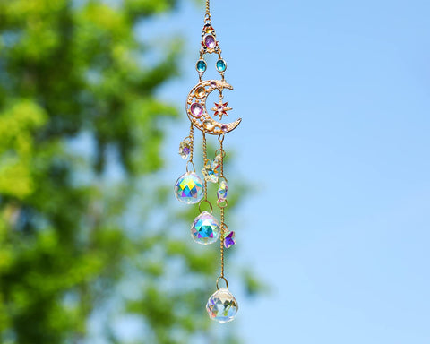 H&D Hyaline & Dora suncatcher makes a thoughtful gift for weddings and anniversaries.