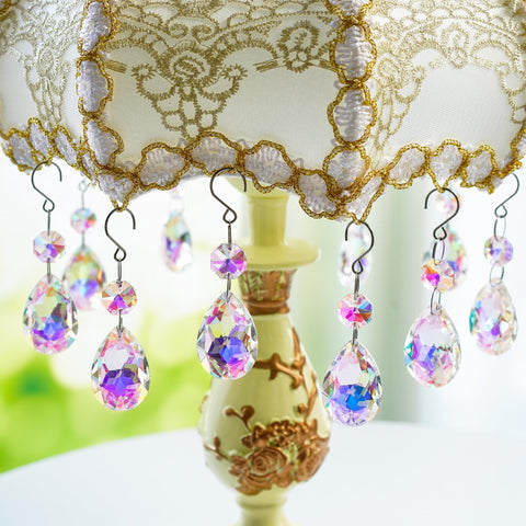 H&D HYALINE & DORA octagonal crystal bead prism adds sparkle to chandeliers and curtains.