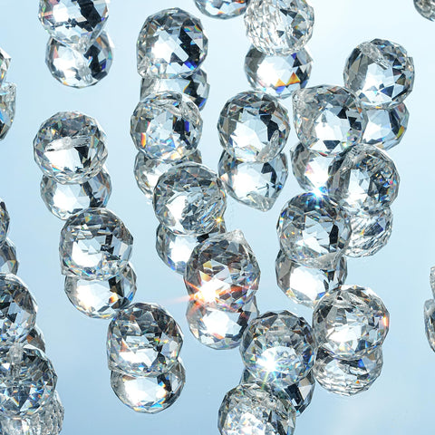 HDCRYSTALGIFTS 20mm prism features a top hole for easy hanging.