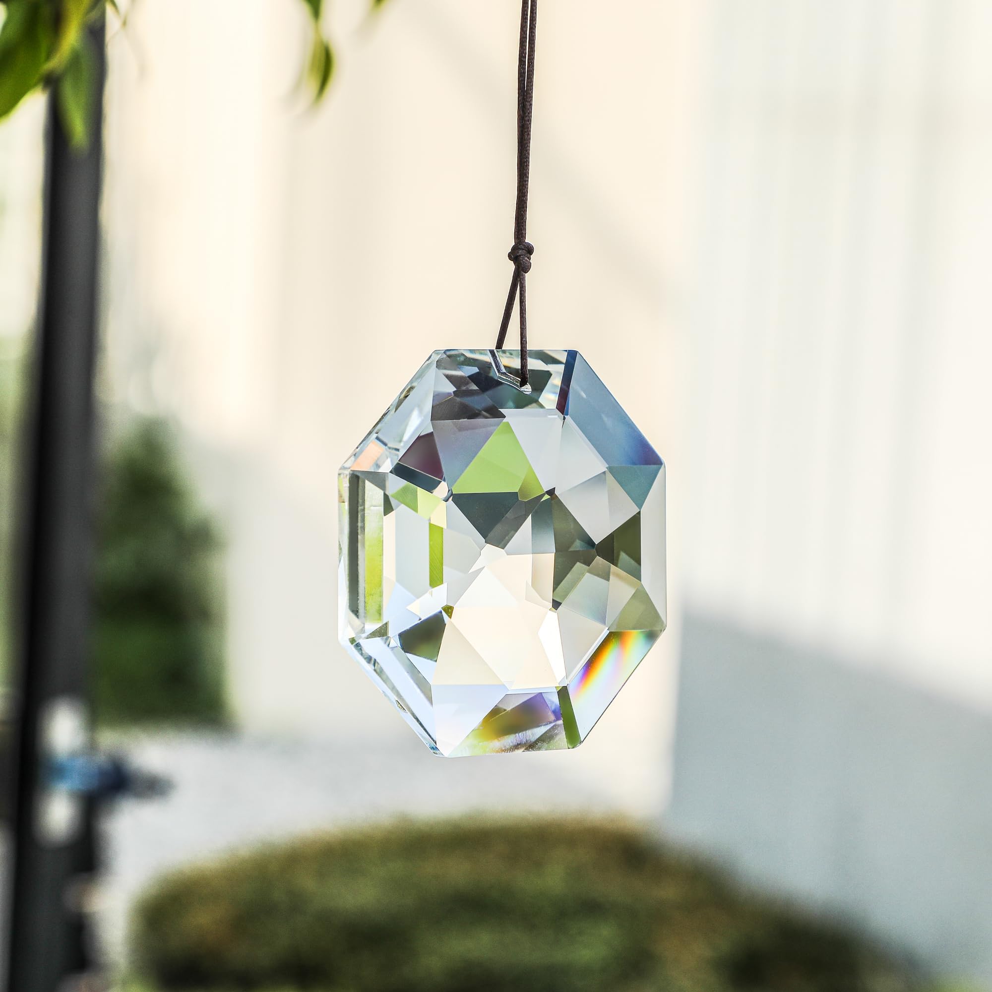 HDCRYSTALGIFTS easy install with string and hook for quick hanging.
