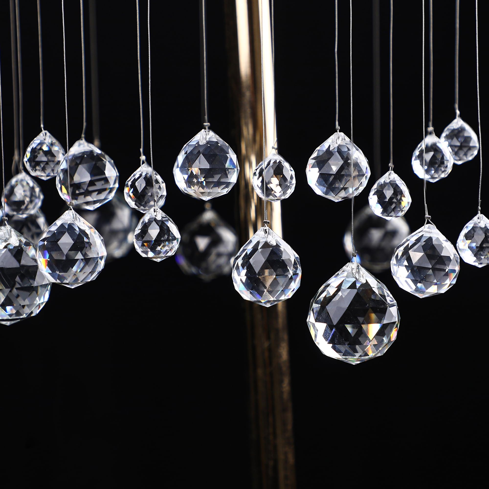 HDCRYSTALGIFTS indoor decor glimmering elevates living room ambiance with sparkle.