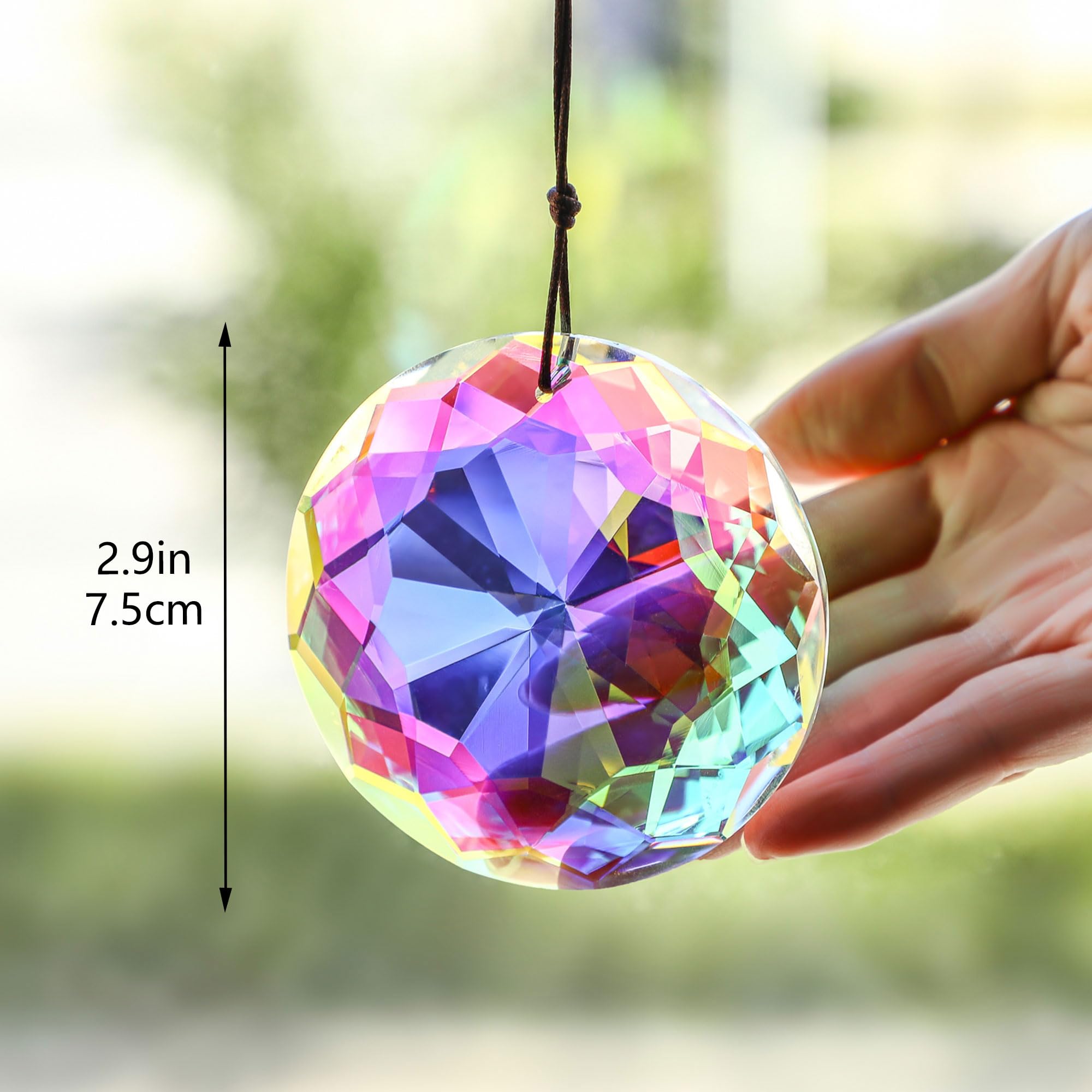 HDCRYSTALGIFTS sun catcher pendant creates colorful reflections on walls and floors