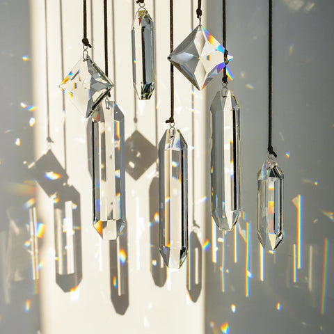 HDCRYSTALGIFTS crystal sun catcher ornament for kitchen shelf reflecting sunlight