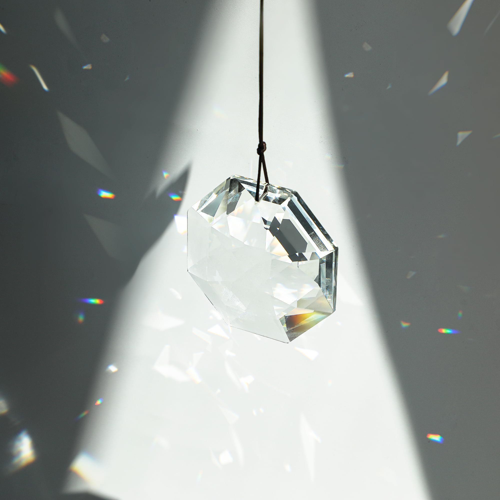 HDCRYSTALGIFTS versatile suncatcher decor for windows, walls, and holiday displays.