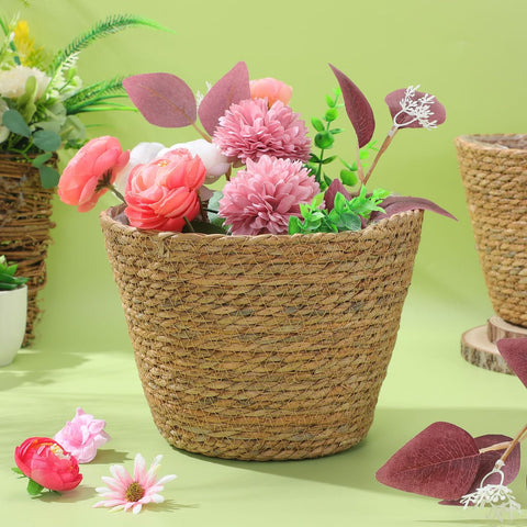 Healifty lightweight rattan pot is easy to move while styling a room.