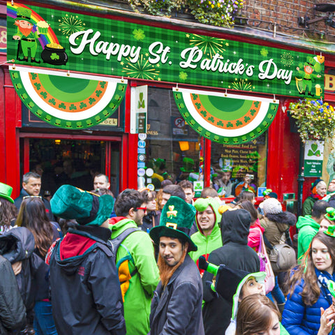 Heartome outdoor banner decor for porch and railing display during St Patrick's Day.
