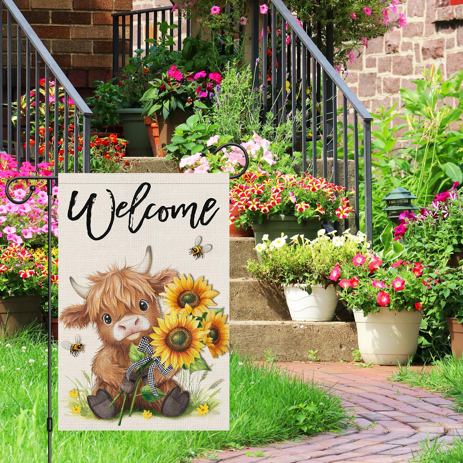 Heyfibro Double-Sided Print Garden Flag reads correctly from both sides for consistent display