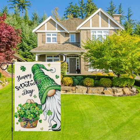Heyfibro weather-resistant polyester flag for durable seasonal display