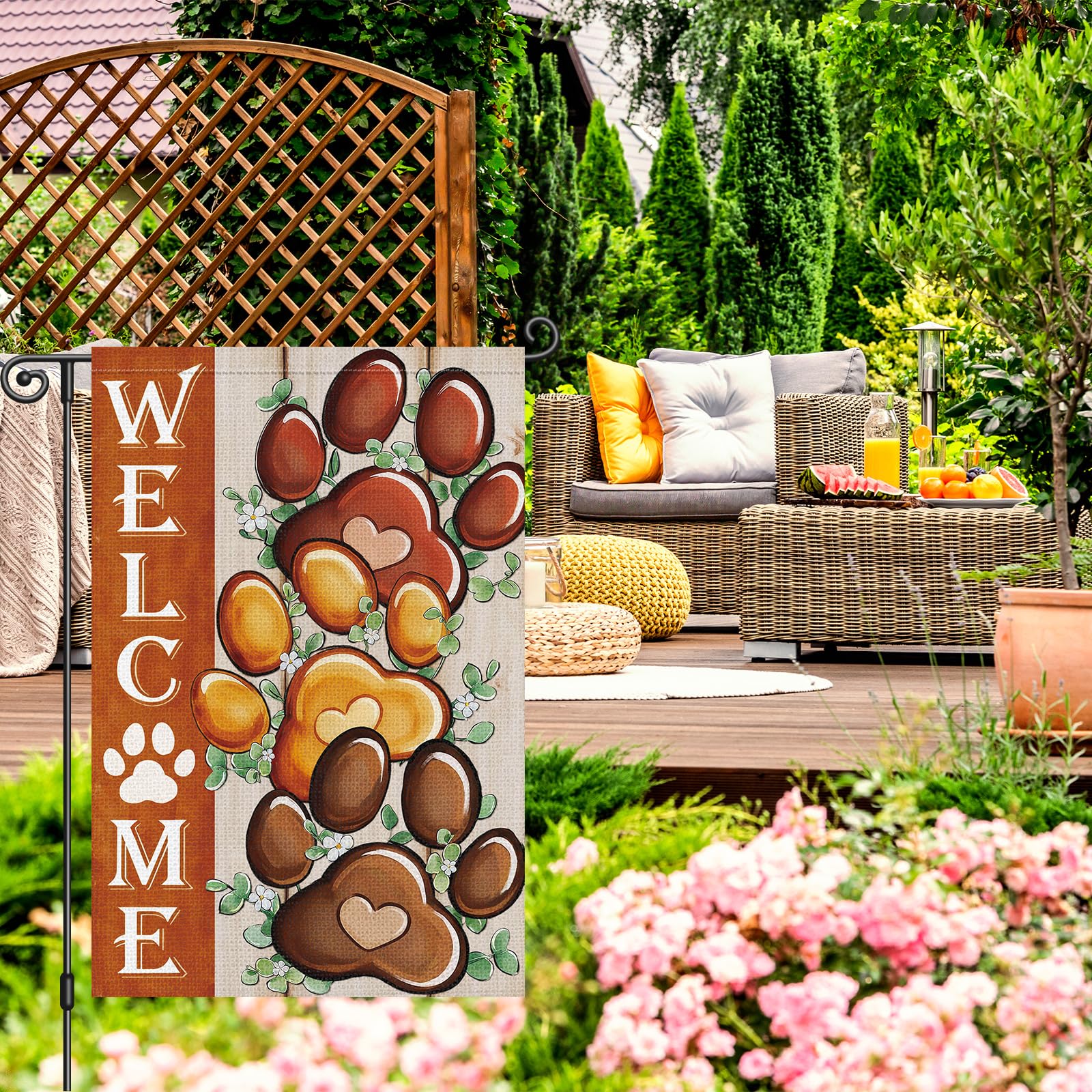 Heyfibro Welcome Garden Flag arrives gift-ready for homeowners or pet lovers.