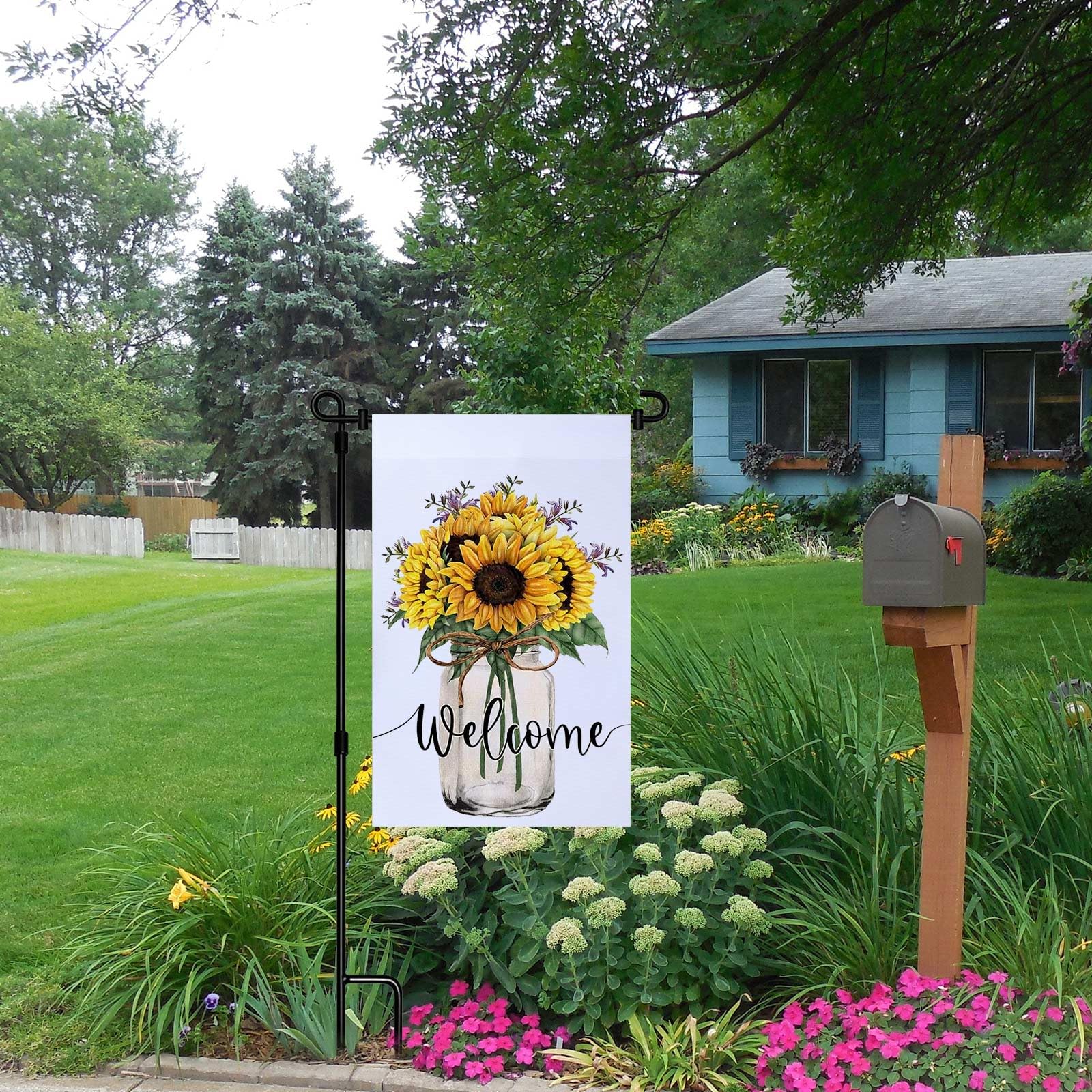 HFKPJRT outdoor garden flag display on porch for curb appeal