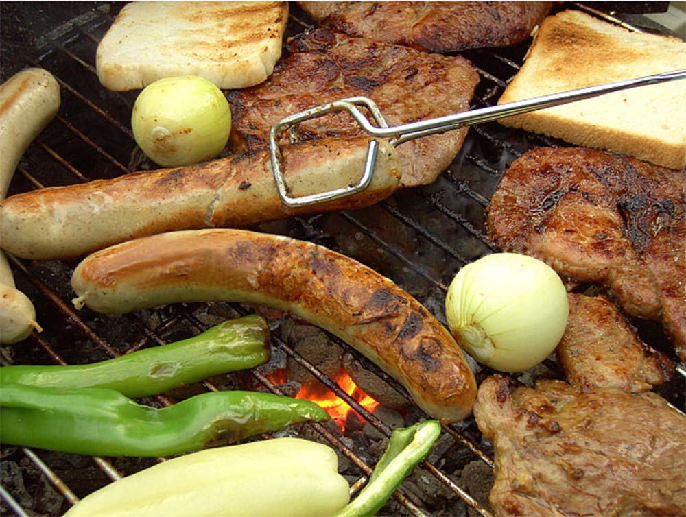 Hiash 16in scissor tongs easy cleanup after cooking.