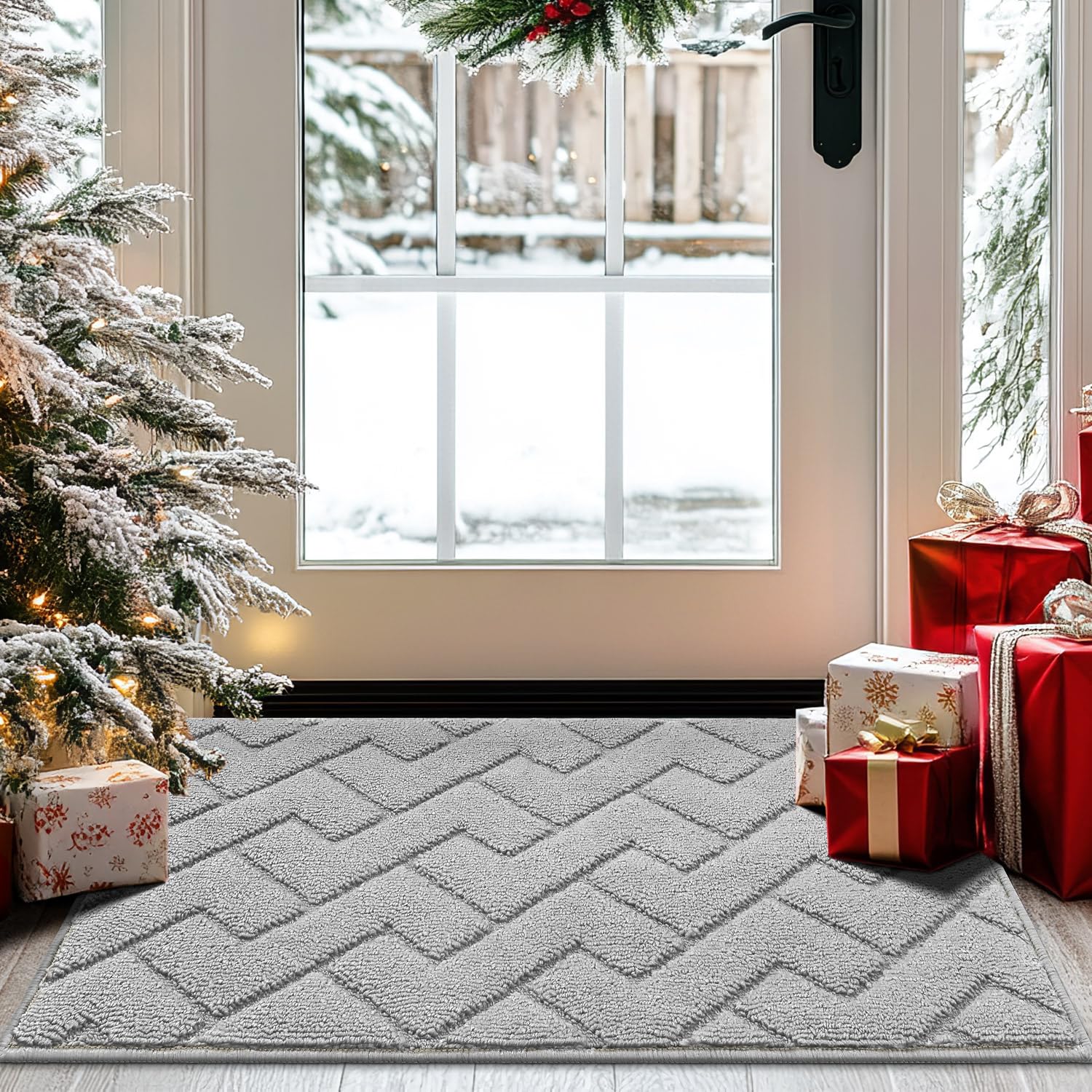 hicorfe Dirt Trapper Doormat at the front door; absorbs moisture and dirt efficiently.
