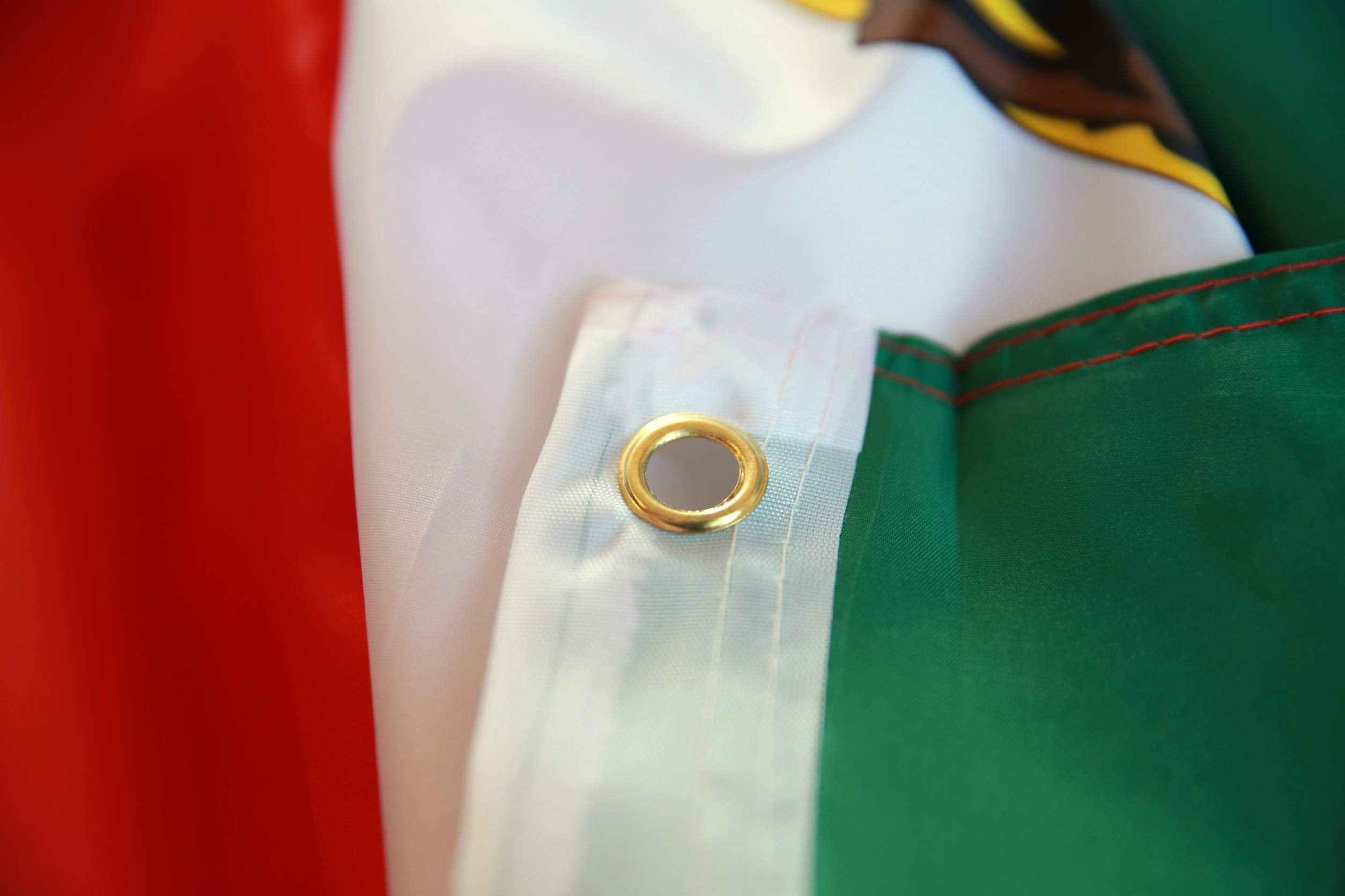High Supply flag eagle-centered emblem enhances national symbolism during ceremonies