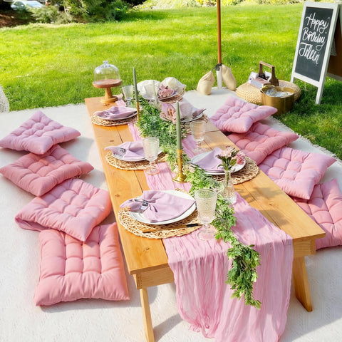 Hillsuren pink table runner close-up reveals durable coarse cotton texture.