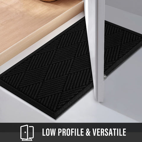 HIYARD easy-clean mat is rinseable or vacuum-friendly.