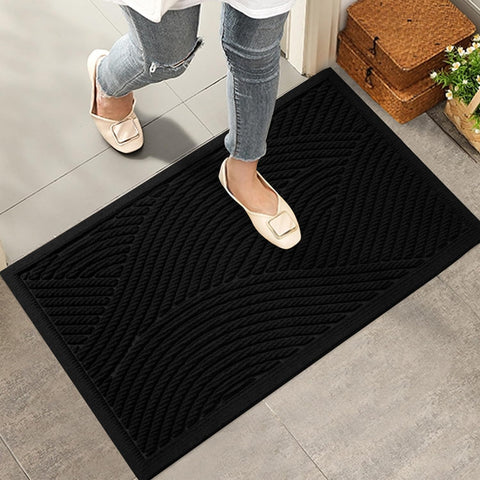 HIYARD absorbent front door mat captures moisture at the doorway.