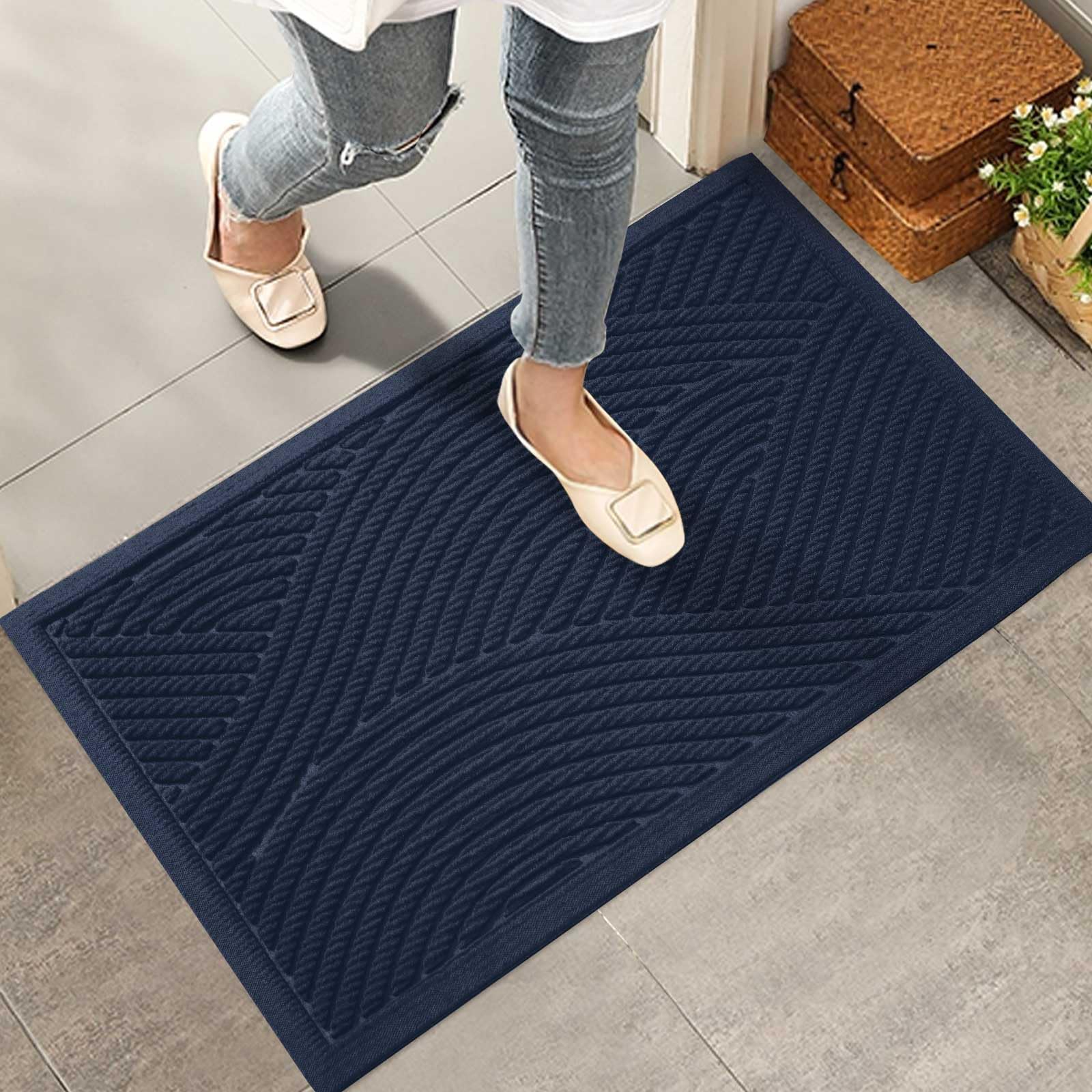 HIYARD Sturdy Front Door Mat close-up dirt capture for cleaner entryways